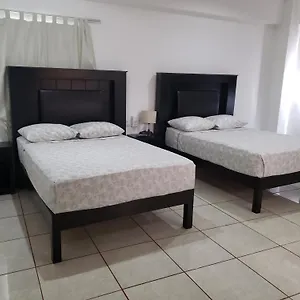 A Calle Del Ado 5ta Avenida , Playa del Carmen Messico